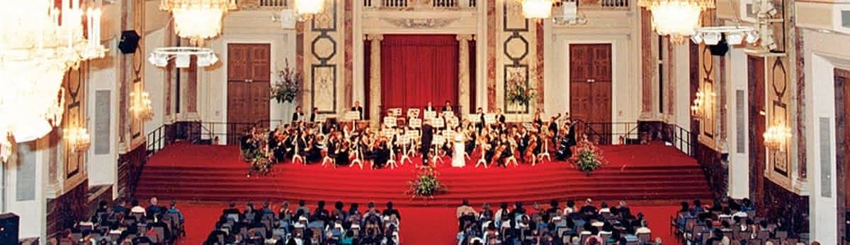 Mozart & Strauss: An evening with the Wiener Hofburg Orchester, 2022-07-07, Vienna