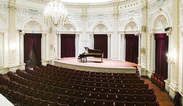 コンセルトヘボウ Concertgebouw アムステルダム Book Tickets For Tours And Activities